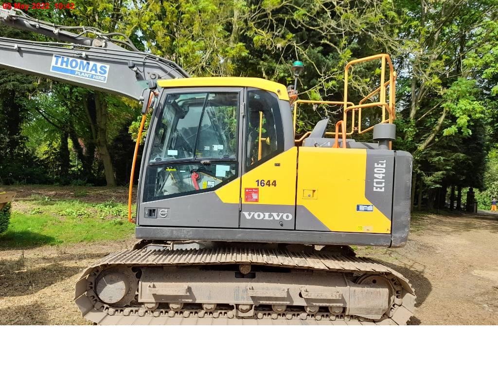 Excavatoare Senile EC140EL