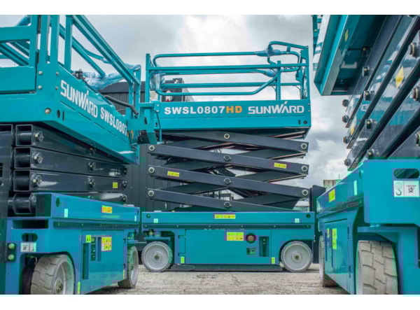 Nacela Foarfeca SUNWARD SWSL0807DC / 8m de vanzare