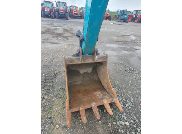 Midiexcavator SUNWARD  90UF de vanzare