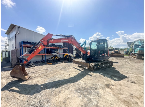Midiexcavator SUNWARD 90uf  + Picon 400 kg de vanzare