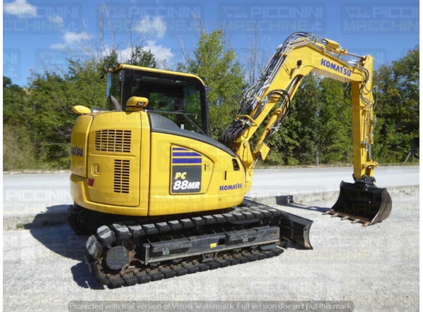 Excavator senile Komatsu PC88MR-11 de vanzare