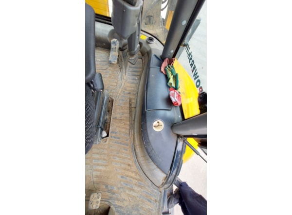 Buldoexcavator CUKUROVA 888 R de vanzare