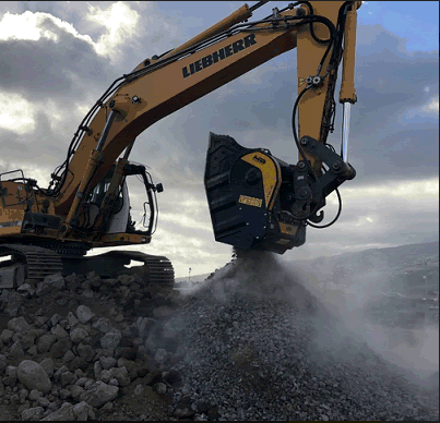 Cupa de concasare constructii MB Crusher BF70.2 S4 -- excavator 16 - 25 t. de vanzare