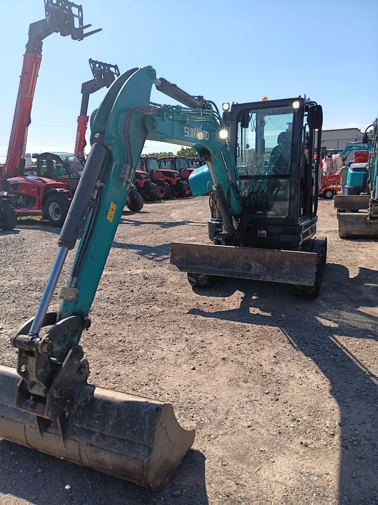Miniexcavatoare SWE - 35UF 