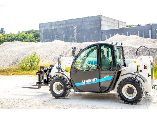  Faresin  6.26 (FR)  Full ELECTRIC 560AH de vanzare