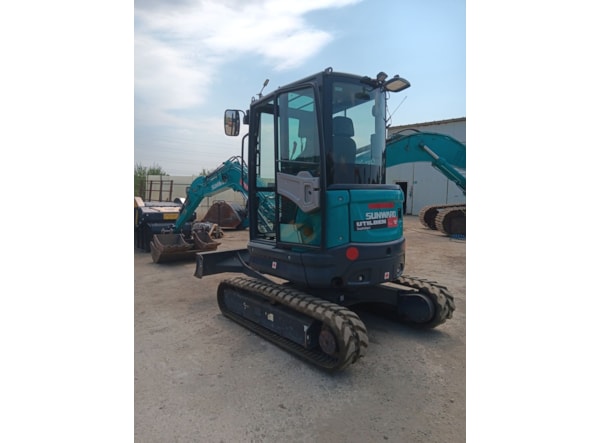 Miniexcavator SUNWARD 35UF  R DISPONIBIL PENTRU INCHIRIERE de vanzare