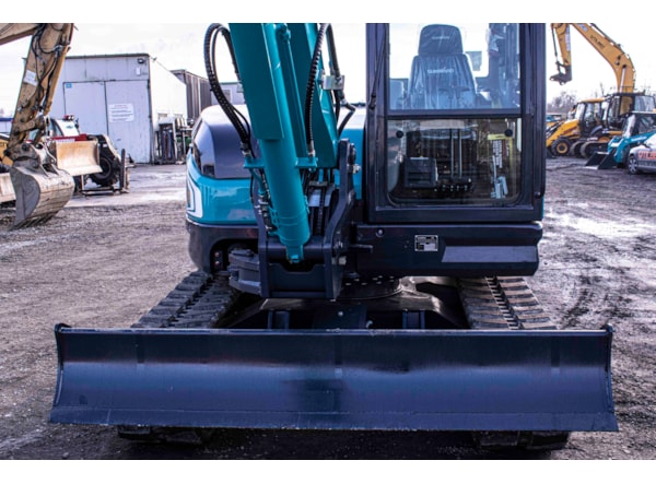 Midiexcavator SUNWARD SWE 90 UF de vanzare