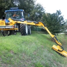Brat tocator Femac DOC 302 PS  - Terminal telescopic - tractor 80 - 130 Cp de vanzare