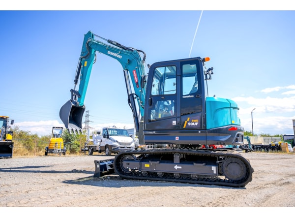 Midiexcavator SUNWARD SWE 90 UF + PICON GRATUIT de vanzare