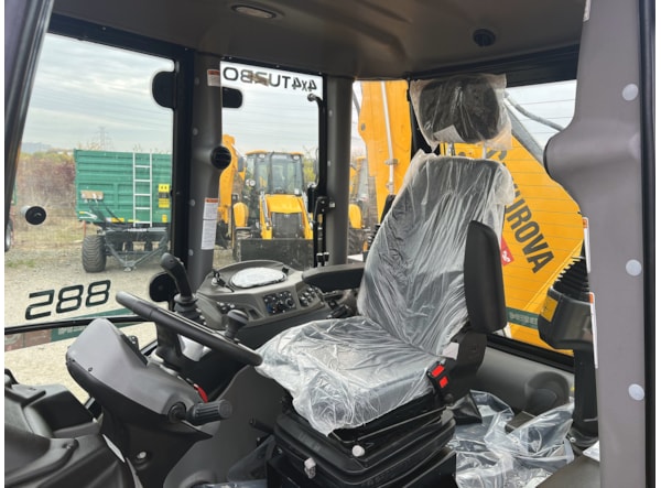 Buldoexcavator CUKUROVA 885 STAGE V Echipare Pro de vanzare