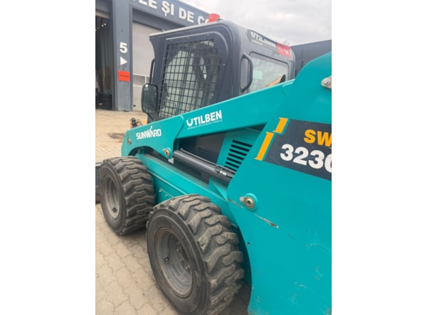 MiniIncarcator SUNWARD Miniincarcator SWL3230 disponibil pentru inchiriere de vanzare
