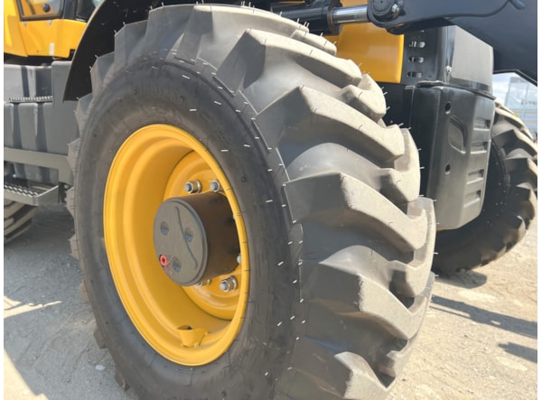 Buldoexcavator CUKUROVA 884 STAGE V de vanzare