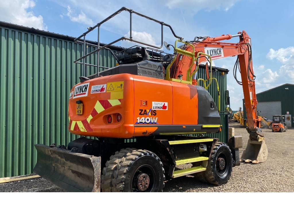 Excavator pe roti Hitachi ZX 140 W de vanzare 381607 UTILBEN