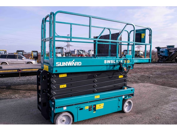 Nacela Foarfeca SUNWARD SWSL1212DC / 12m  de vanzare