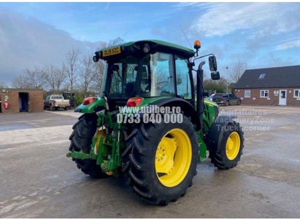 Tractor John Deere 5100M de vanzare