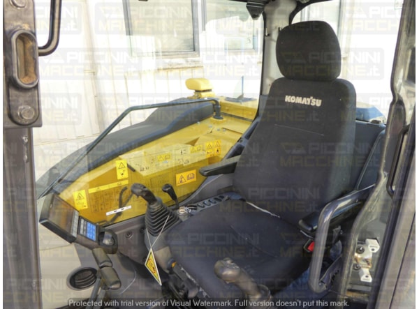 Excavator senile Komatsu PC88MR-11 de vanzare