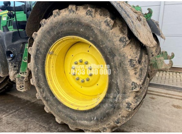 Tractor John Deere 6215R de vanzare