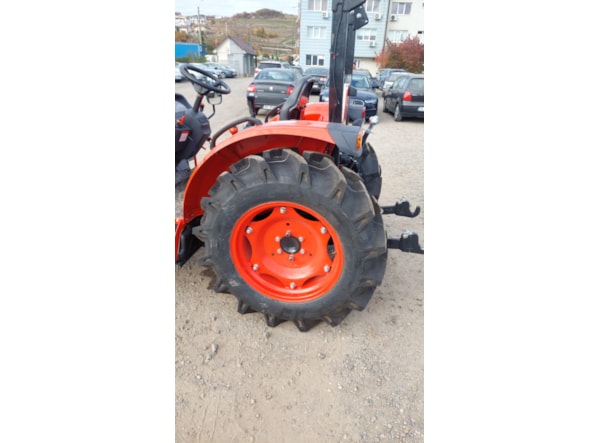 Tractor Kioti DK 6020H-EU , cadru Rops spate, transmisie hidrostatica de vanzare
