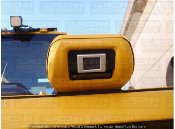 Excavator senile Komatsu PC88MR-11 de vanzare