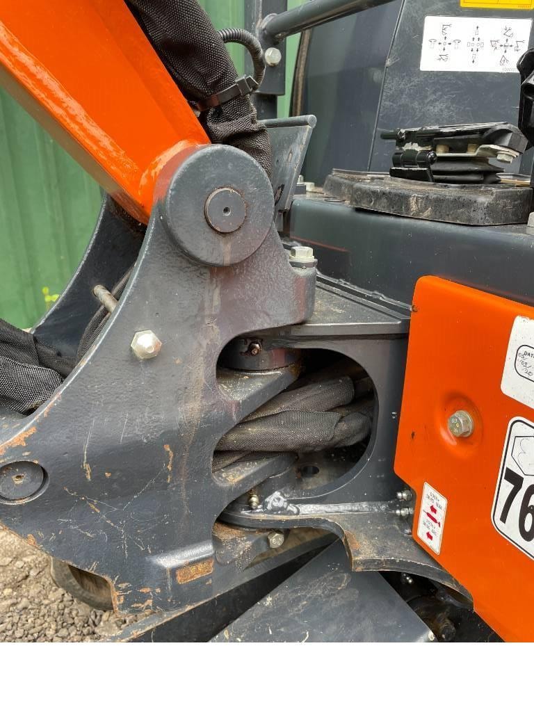 Piese Miniexcavator Hitachi ZX 19 U-5 de vanzare 388773 UTILBEN