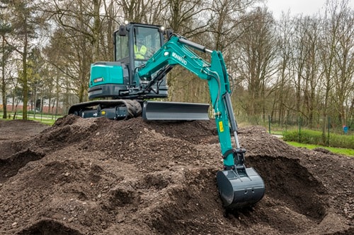 Midiexcavator SUNWARD SWE50UF de vanzare