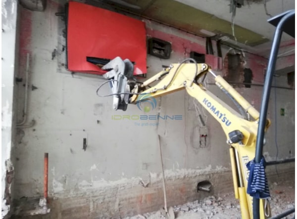 Pulverizatoare Idrobenne CP25 - miniexcavatoare 0,8 - 2,5 t de vanzare