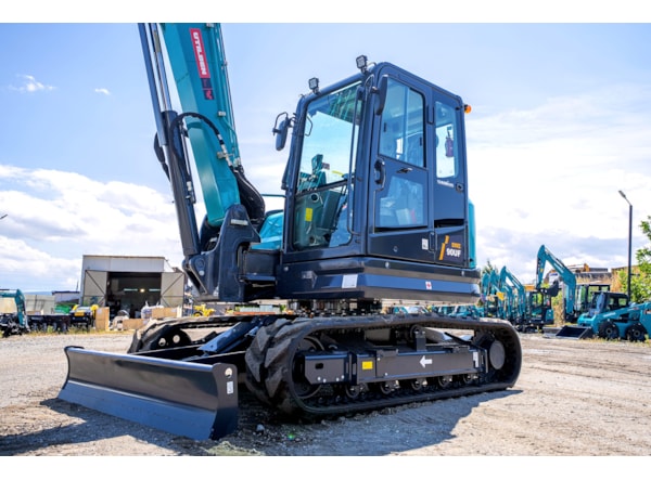 Midiexcavator SUNWARD SWE 90 UF + PICON GRATUIT de vanzare