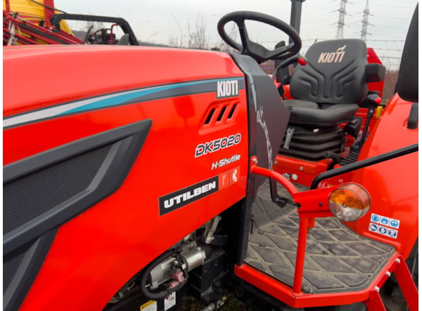 Piese Tractor Kioti DK 5020HS ROPS + Grapa Rotativa F61-170 PROMO de vanzare