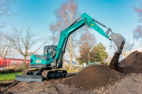 Midiexcavator SUNWARD SWE 90 UF de vanzare
