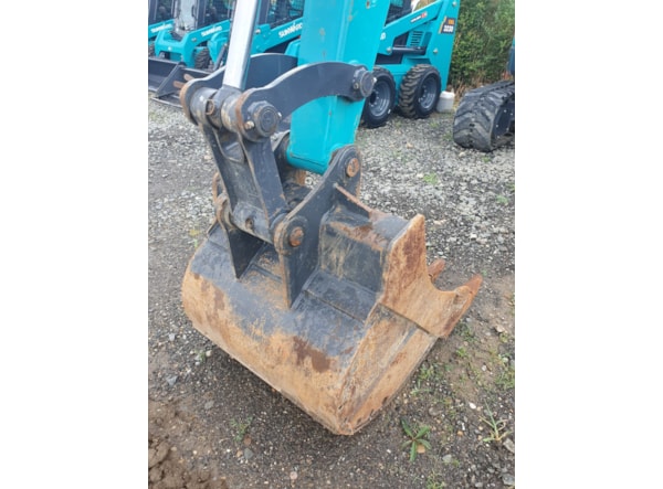 Midiexcavator SUNWARD  90UF de vanzare