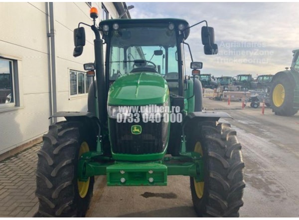 Tractor John Deere 5100M de vanzare