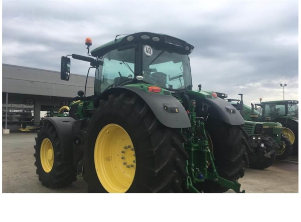 Tractor John Deere 6215R de vanzare