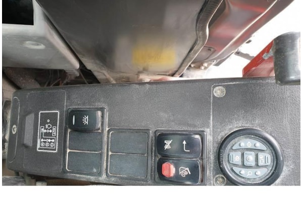 Excavator senile Volvo ECR 235 DL de vanzare