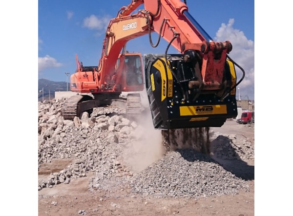 Cupa de concasare constructii MB Crusher BF120.4 S4 -- excavatoare 30 - 45 t. de vanzare