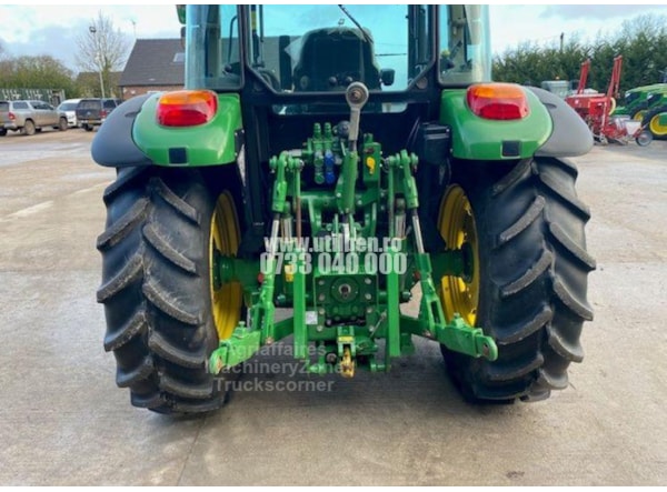 Tractor John Deere 5100M de vanzare