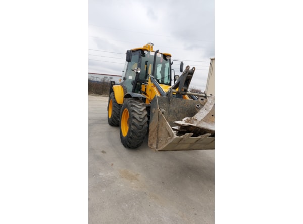 Buldoexcavator CUKUROVA 888 R de vanzare
