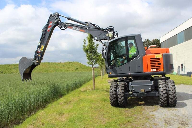 Excavatoare pe Roti 160WSR