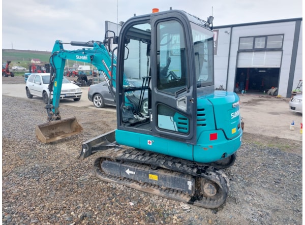 Miniexcavator SUNWARD 25F de vanzare